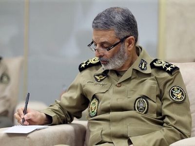 پرستاران جان‌های بسیاری را دفاع مقدس ۱۲ روزه نجات دادند