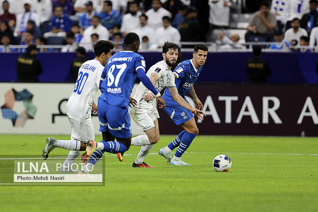 دیدار تیم‌های فوتبال استقلال ایران و الهلال عربستان 