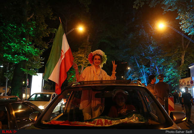 شادمانی مردم در خیابان ها بعد از برد تیم ملی مقابل مراکش-3 