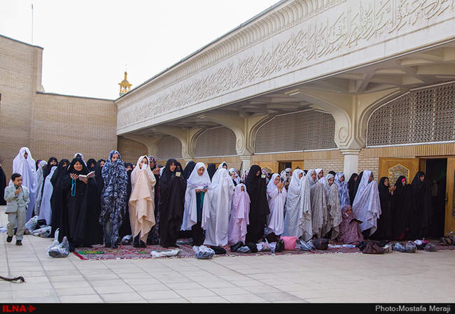 نماز عید سعید فطر در حرم حضرت معصومه (س) شهر قم/1