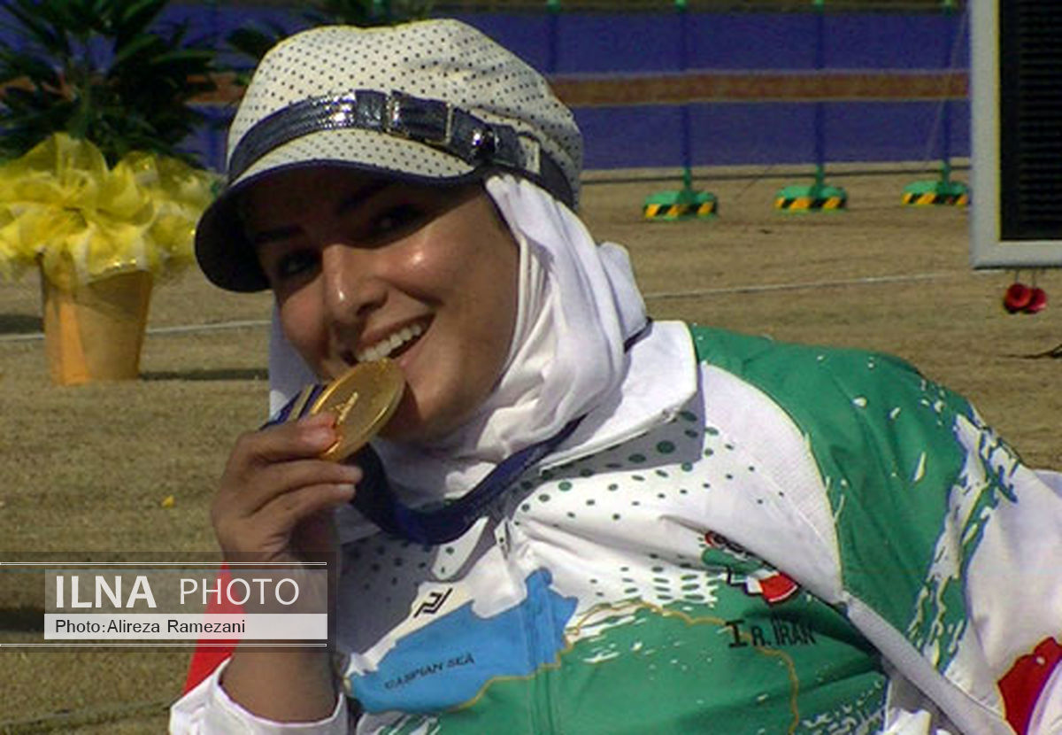 سمیه عباسپور قهرمان کامپوند شد