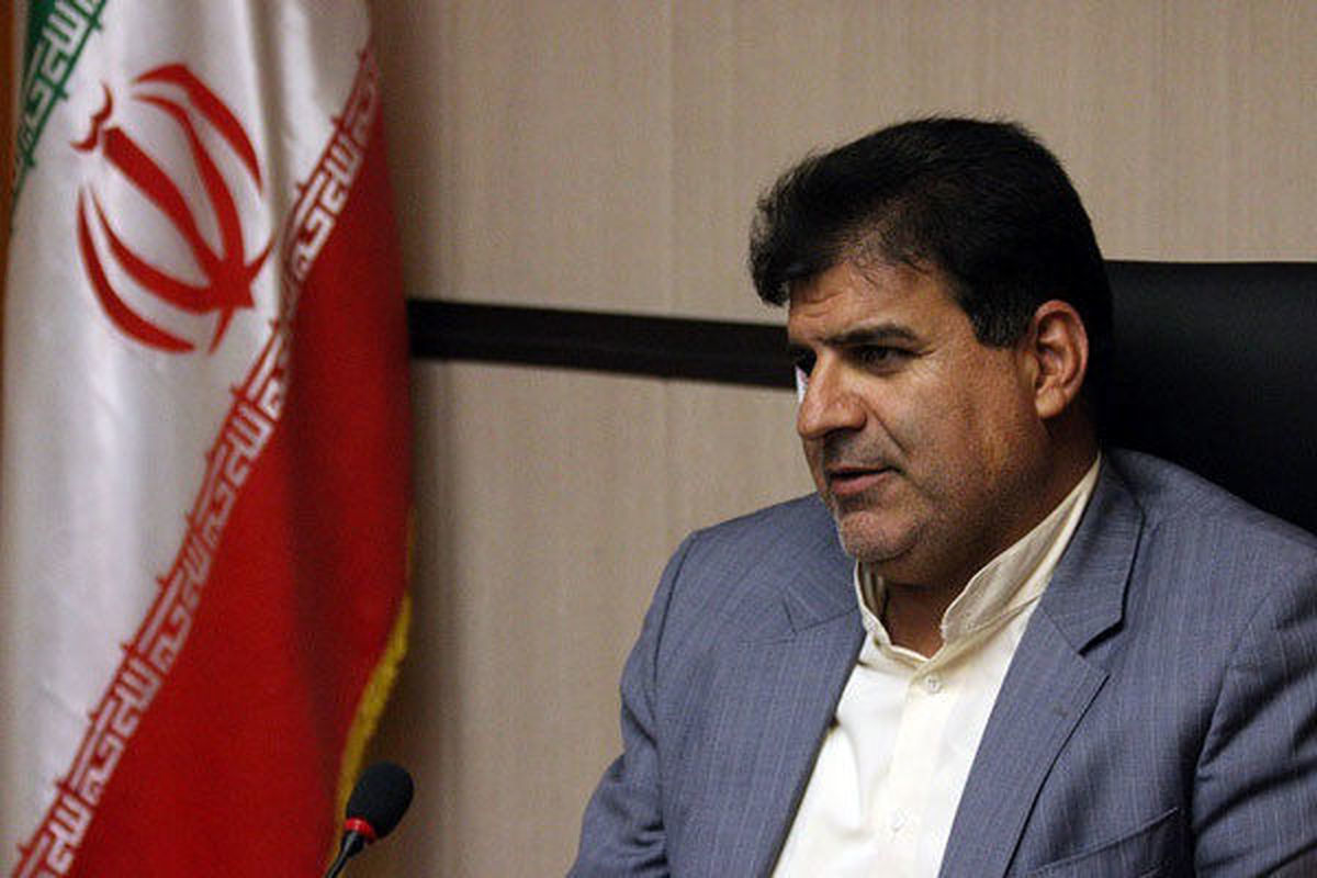 تخطی برخی مدارس غیردولتی در میزان ساعت آموزش مجازی به دانش آموزان/ ممنوعت آموزش کتب غیردرسی