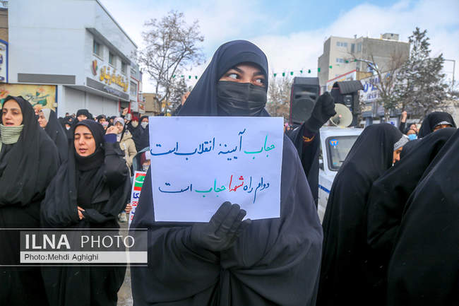 حضورحماسی مردم قوچان در راهپیمایی ۲۲بهمن