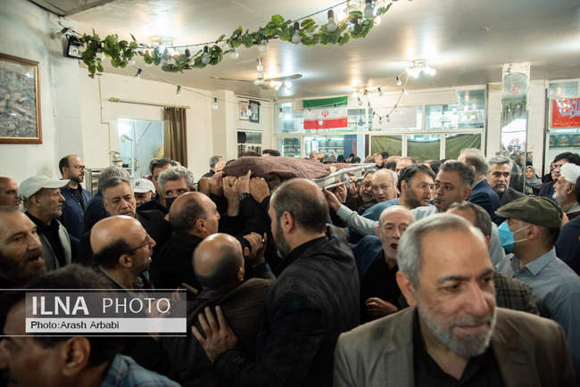 مراسم تشییع محمد تاجزاده 