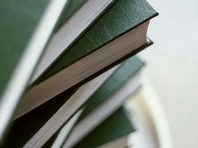 «یک دوست بزرگ» به کتابخانه کودکان آلمانی زبان می‌رود