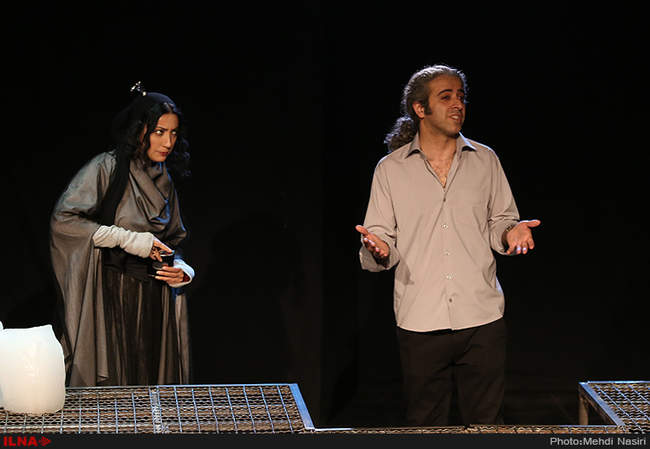 نمایش تریو بدون هارمونی