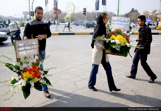 ادای احترام مردم  به جانباختگان حادثه پلاسکو 