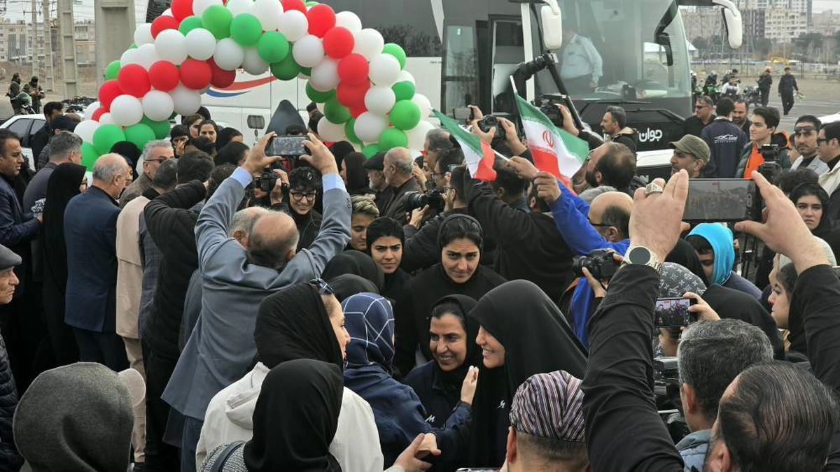 استقبال تیم ملی فوتبال بانوان در قزوین