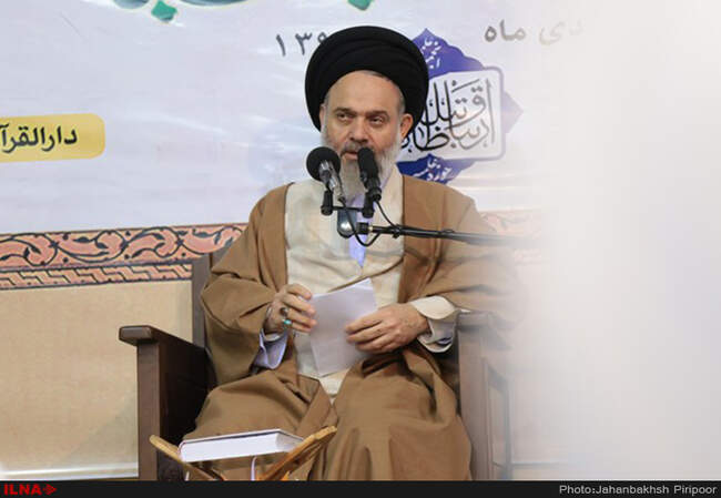 نشست انجمن علمی ارتباطات وتبلیغ حوزه علمیه با حضورآیت الله مکارم شیرازی