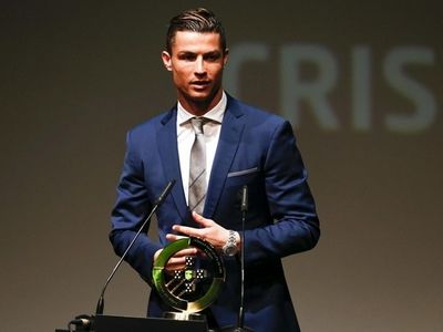 کریستیانو رونالدو، به عنوان مرد سال فوتبال پرتغال انتخاب شد