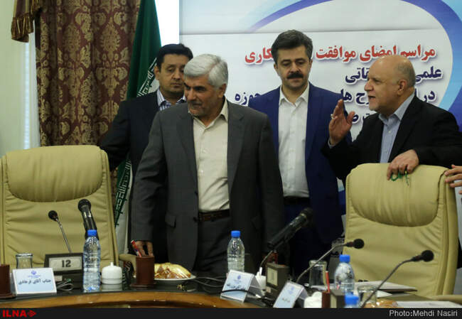 مراسم عقد موافقت‌نامه همکاری انجام طرح‌های اولویت‌دار حوزه پایین‌دستی صنعت نفت با دانشگاه‌ها 