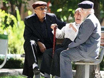 جمعیت سالمند اصفهان بیش از نیم میلیون نفر است/ تبعیض سنی در درمان ها دیده می شود