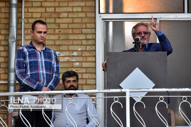 اجتماع کارگران و بازنشستگان به مناسبت روز تامین‌اجتماعی در خانه کار