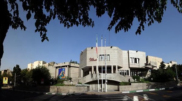 هم‌اندیشی«صنعت ترجمه و حقوق مترجمان تئاتر از آغاز تا امروز» برگزار می‌شود