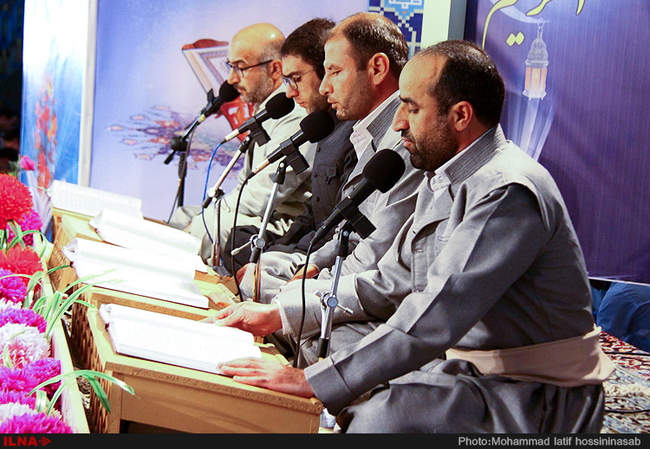 مراسم تلاوت قرآن در مسجد جامع سنندج