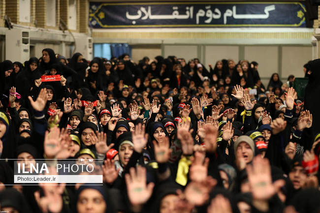 دیدار هزاران نفر از دانشجویان و دانش‌آموزان با رهبر معظم انقلاب اسل�