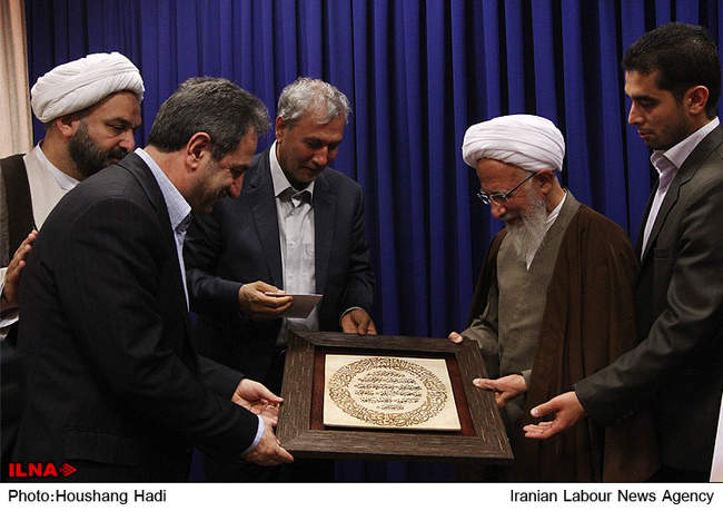 دیدار وزیر تعاون، کار و رفاه اجتماعی با مراجع تقلید استان قم-1