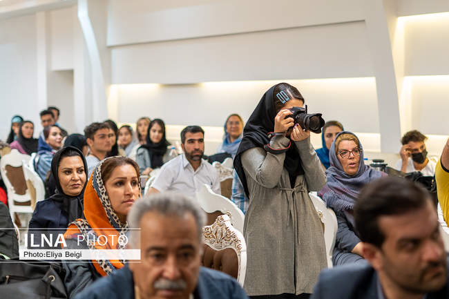 آیین تجلیل از پیشکسوتان هنر عکس استان قزوین