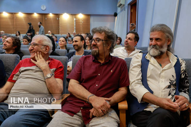 رونمایی از مجموعه شعر سعید امکانی