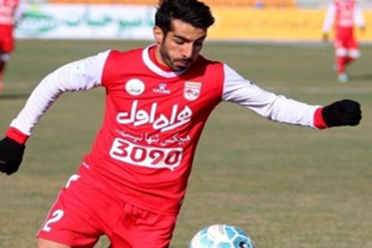 ایرانپوریان: مجبورم با مصدومیت بازی کنم