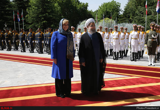استقبال رسمی روحانی از رییس جمهوری کرواسی 
