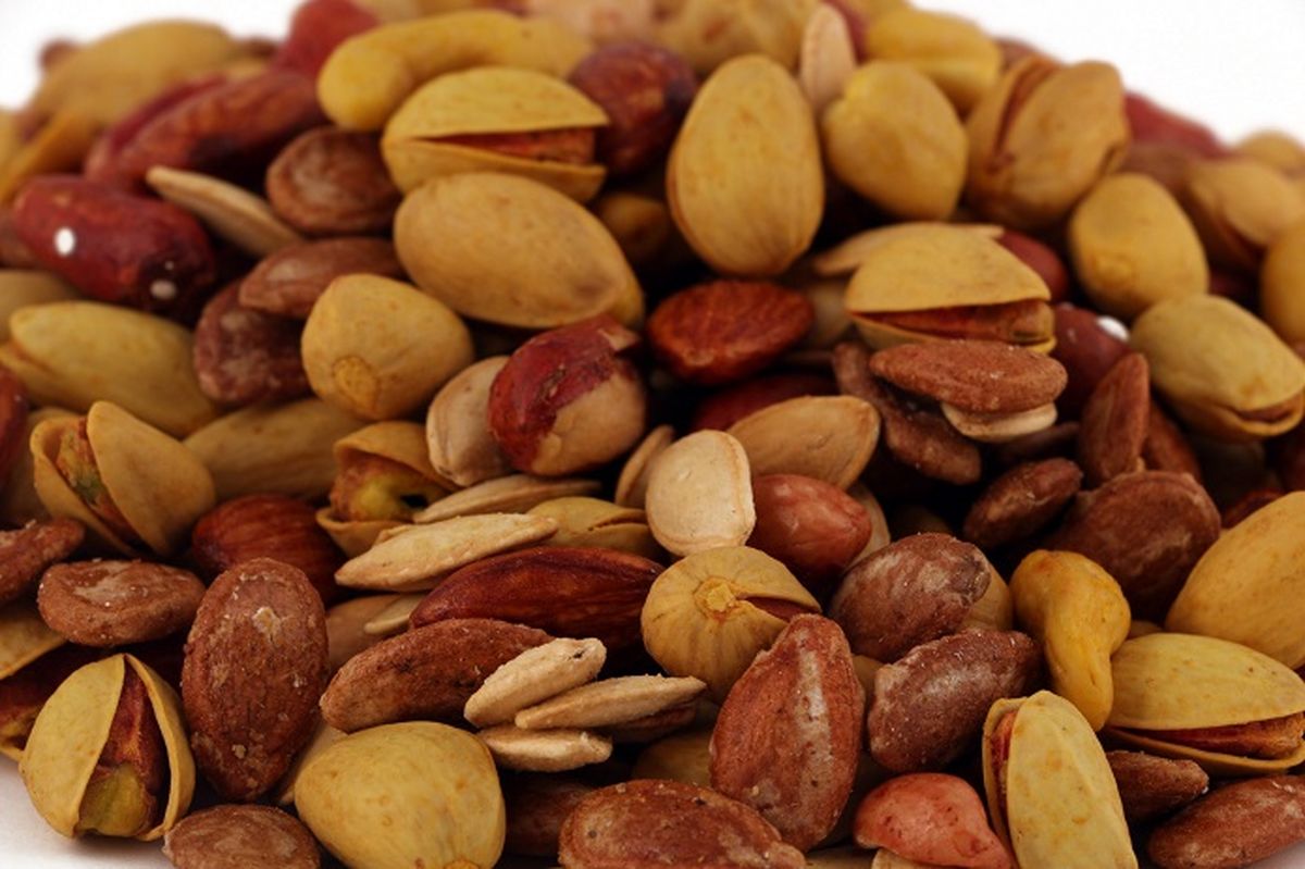 قیمت پسته، تخمه، آجیل و خشکبار امروز دوشنبه ۲۵ تیر ۱۴۰۳ + جدول