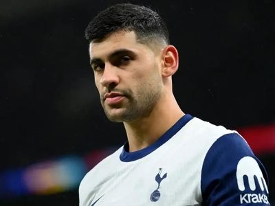 رومرو: من تاتنهام را ترک نمی‌کنم