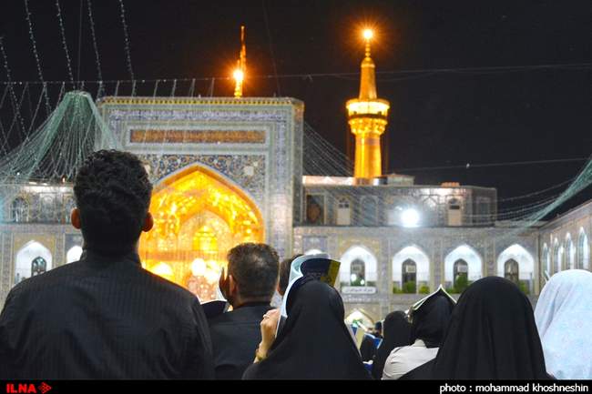 احیای شب نوزدهم ماه مبارک رمضان در حرم امام رضا (ع)
