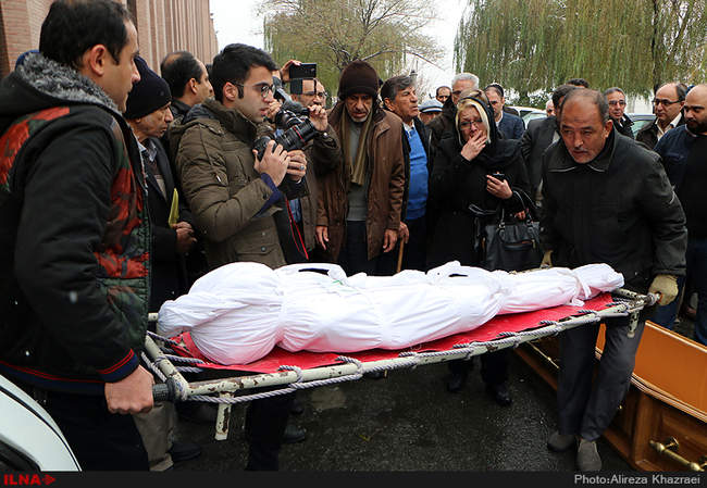 مراسم تشییع  پیکر مرحوم احمد منزوی