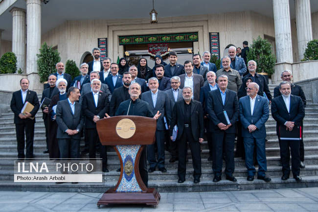  حاشیه جلسه هیات دولت