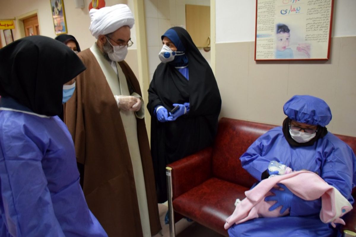 بازدید نماینده ولی فقیه در گیلان از شیرخوارگاه بهزیستی استان