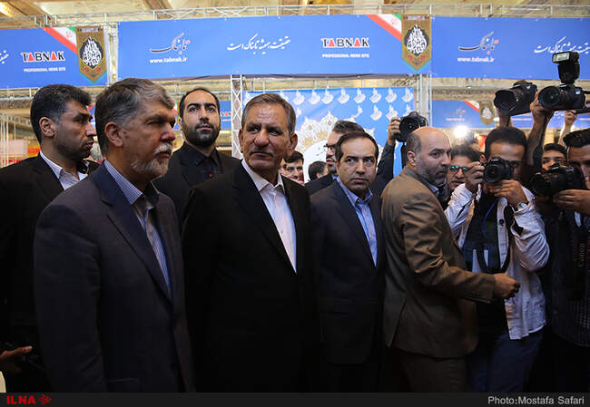 بازدید معاون اول رئیس‌جمهور از بیست و سومین نمایشگاه مطبوعات و خبرگزاری‌ها