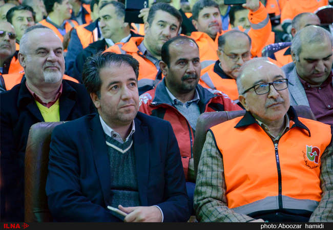 مراسم تجلیل از فعالان و دست اندرکاران نمونه راهداری و حمل و نقل جاده �