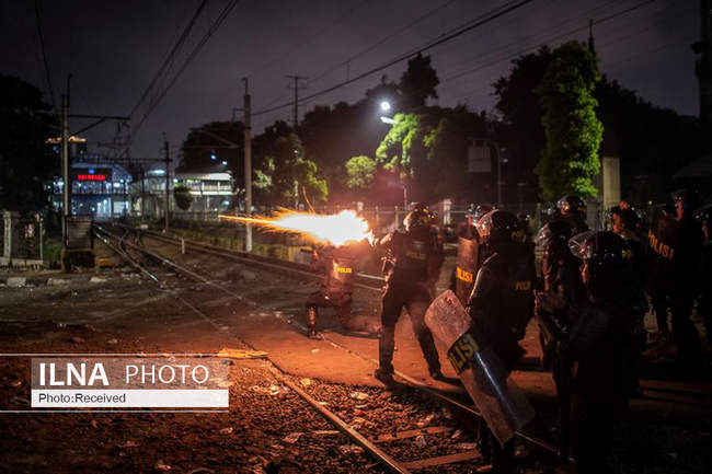 درگیری و اعتراضات خیابانی در اندونزی