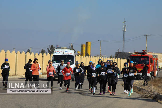 مسابقات دو صحرانوردی بانوان کارگر کشور