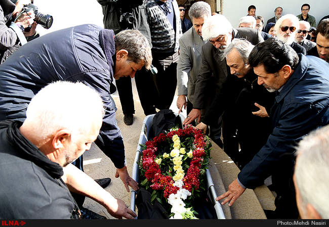 مراسم تشییع پیکر هادی مشکات