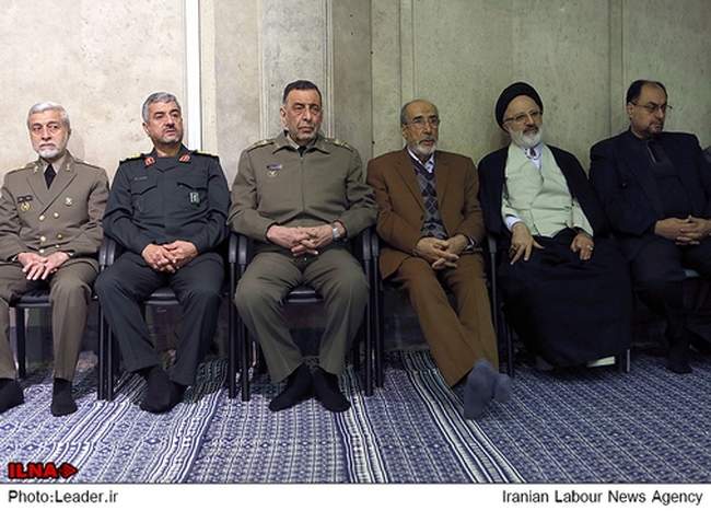 دیدار مسئولان نظام و میهمانان کنفرانس وحدت اسلامى‌ با رهبر معظم انق�