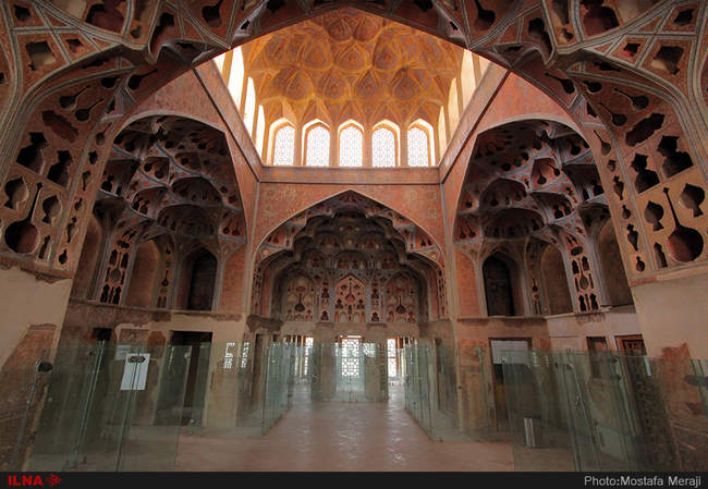 ایران زیبا / کاخ عالی قاپو از آثار باشکوه و نفیس عصر صفوی