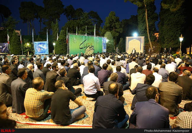 مراسم افطاری دوازدهمین روز ماه مبارک رمضان با حضور آیت الله هاشمی رفسنجانی