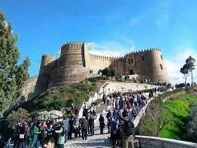 اسکان بیش از ۶۰ هزار مسافر نوروزی در لرستان 