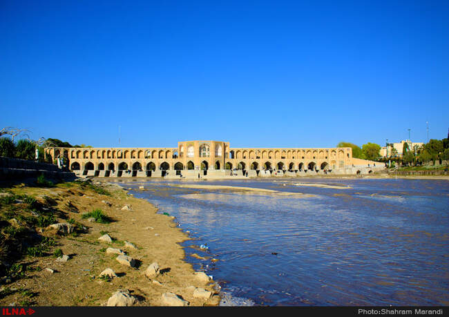 زاینده رود جاری شد