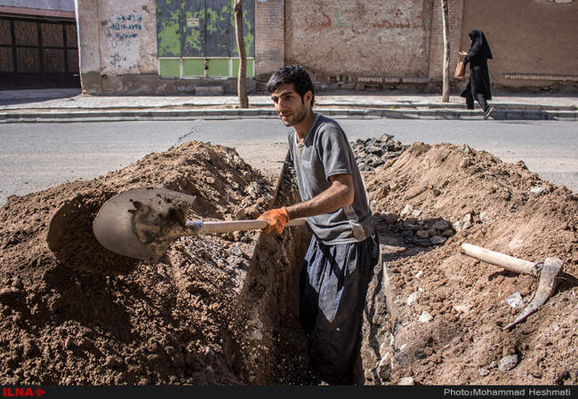 چرخ اقتصاد از چرخش بازوان کارگران می چرخد