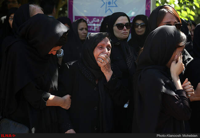 مراسم تشییع پیکر علیرضا سلطانی عکاس پیشکسوت مطبوعات