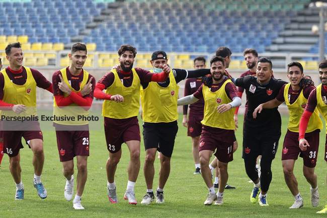 گزارش تصویری: سرخ‌پوشان با جدیت تمرین می‌کنند