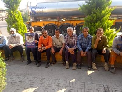 گزارش تصویری اعتصاب پرسنل و کارگران شهرداری لوشان برای سومین روز متوالی