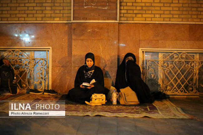 مراسم احیای شب نوزدهم ماه مبارک رمضان در خیابان ری