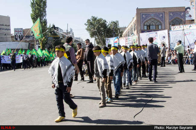 رژه نیروهای مسلح در اردبیل