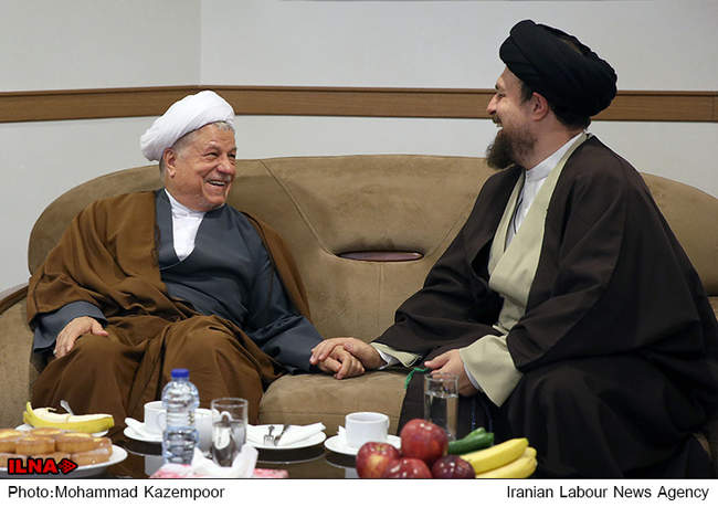 همایش جهان عاری از خشونت در اندیشه امام(ره) با حضور آیت الله هاشمی رفس