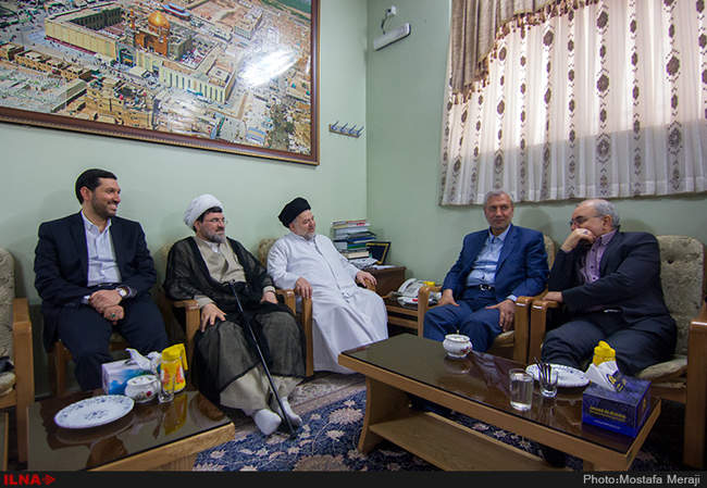 دیدار وزیر تعاون کار و رفاه اجتماعی با مراجع وعلماء شهر قم