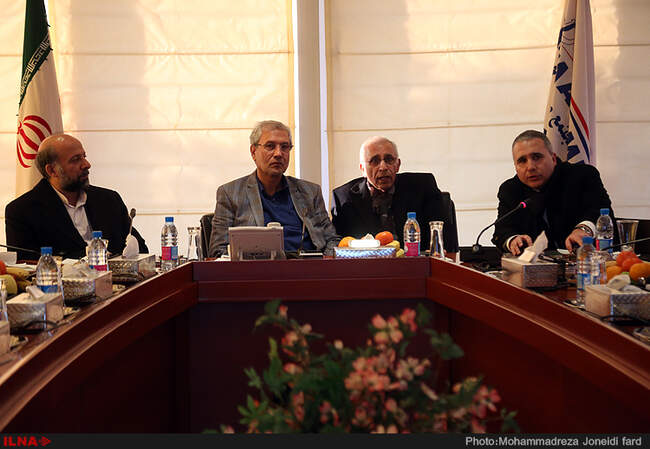 بازدید وزیر تعاون، کار و رفاه اجتماعی  از دو کارخانه سرم سازی سها و کانتینر سازی ماموت 